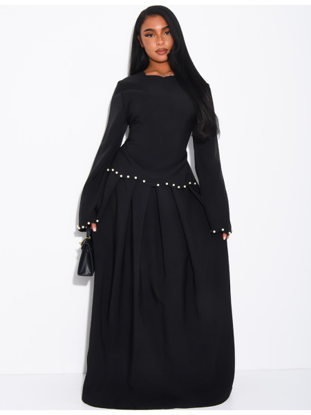 Long pleated skirt and fitted top with pearls