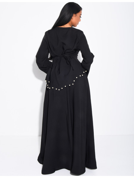 Long pleated skirt and fitted top with pearls