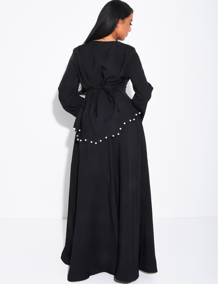 Long pleated skirt and fitted top with pearls