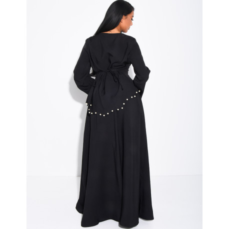 Long pleated skirt and fitted top with pearls