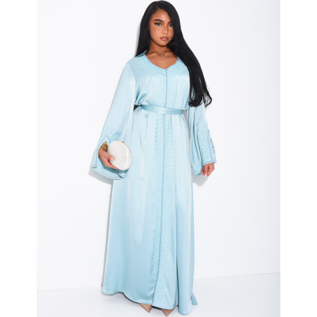 Abaya premium à bordures perlées et ceinture assortie