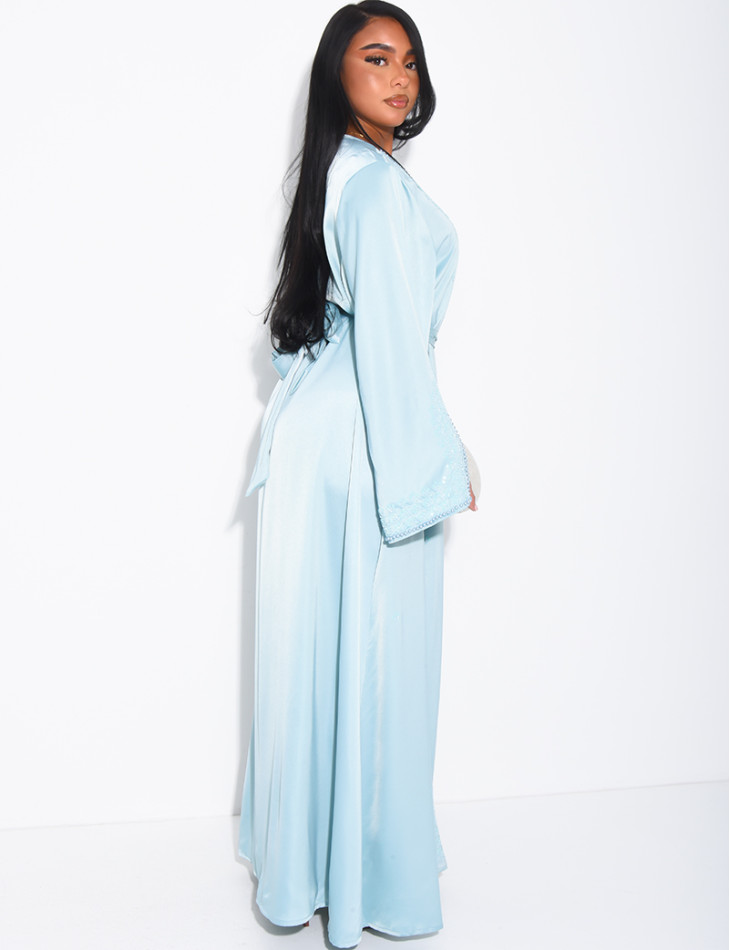 Abaya premium à bordures perlées et ceinture assortie