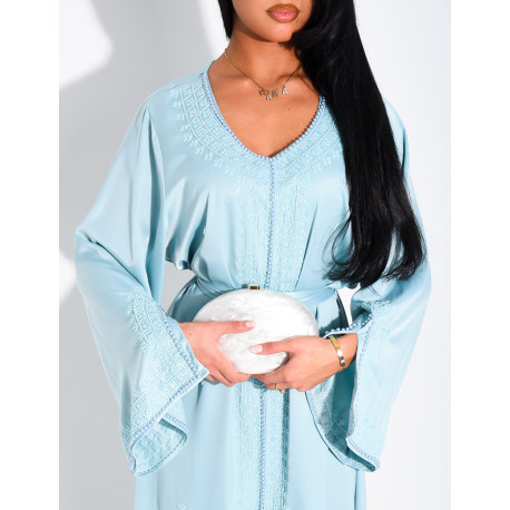 Abaya premium à bordures perlées et ceinture assortie