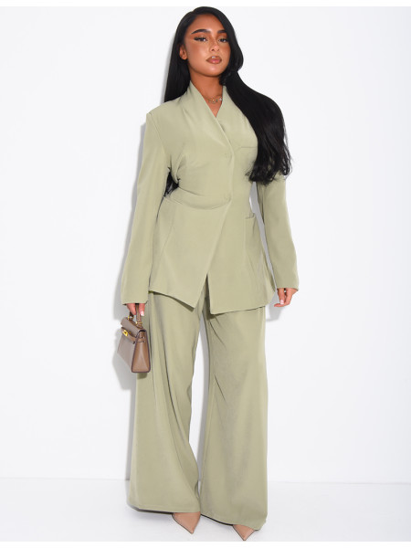 Set comprising a fitted blazer with a stand-up collar and straight-leg trousers