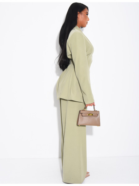 Set comprising a fitted blazer with a stand-up collar and straight-leg trousers