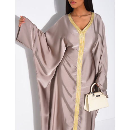 Abaya papillon en satin épais orné d'un liseré doré