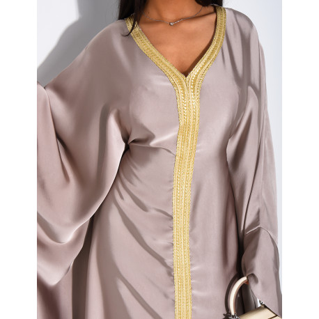 Abaya papillon en satin épais orné d'un liseré doré
