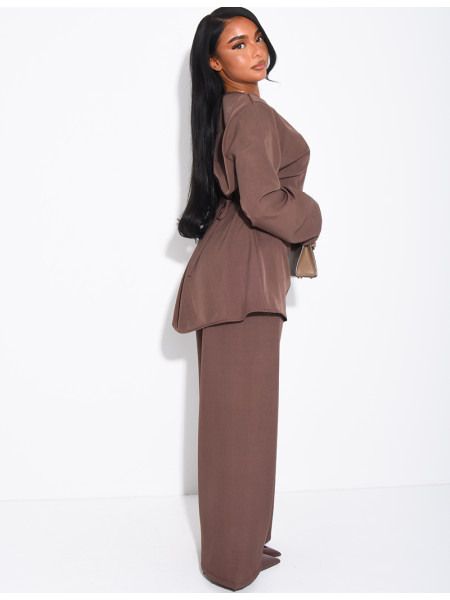 Ensemble pantalon et blouse longue à nouer dans le dos
