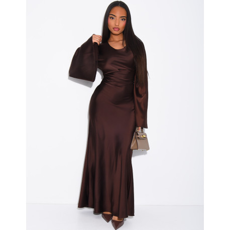 Langes Kleid aus Satin, das im Rücken gebunden wird Ausgestellte Ärmel