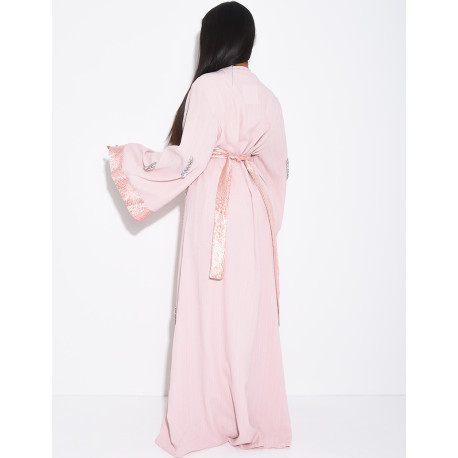 Ensemble premium robe sans manche et kimono à cristaux et bordures en tissu brocard