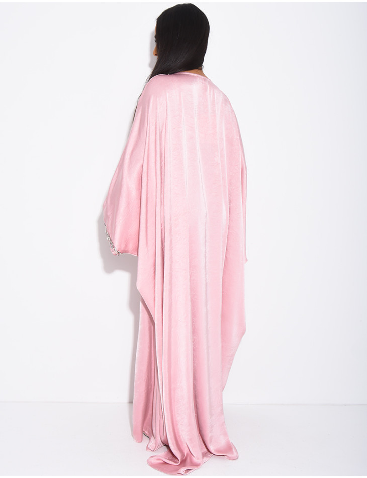 Abaya aus hochwertigem Satin mit Schmetterlingsmuster, verziert mit Kristallen am Kragen und an den Ärmeln