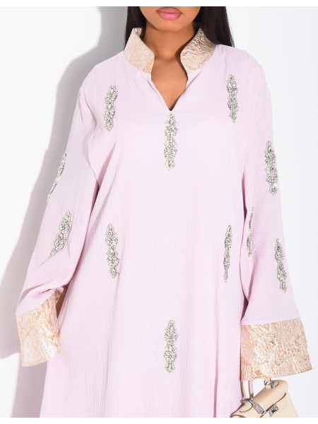 Premium-Abaya mit Kristallverzierung und Brokat-Einsatz