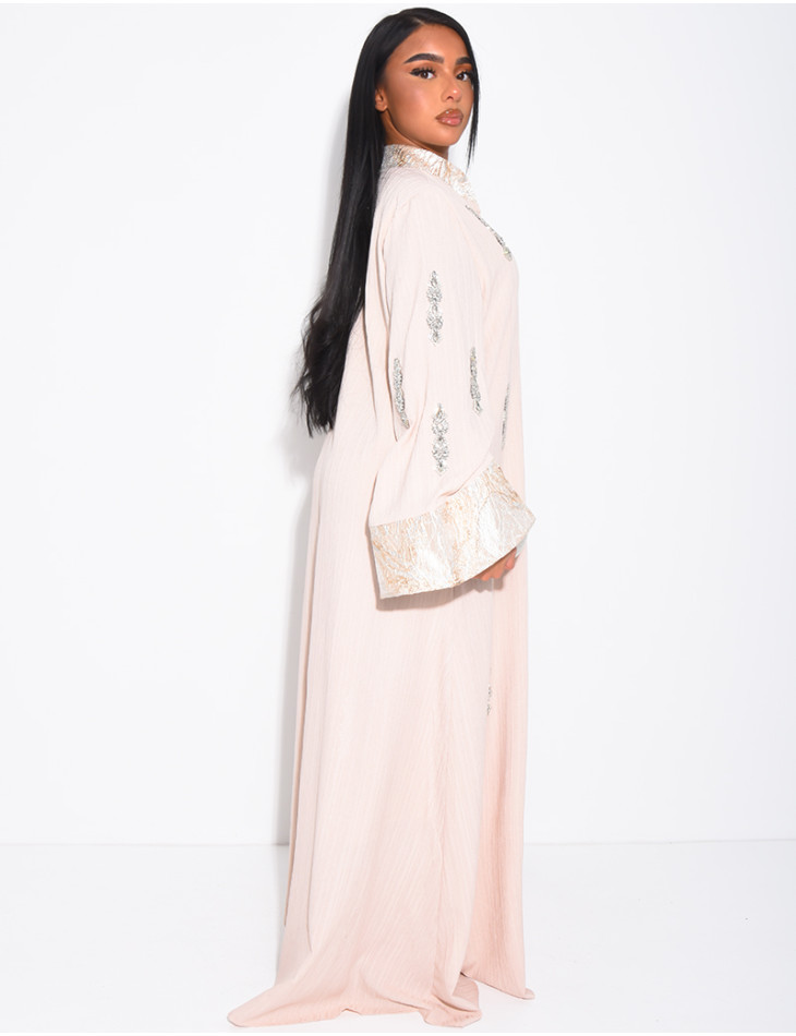 Premium-Abaya mit Kristallverzierung und Brokat-Einsatz