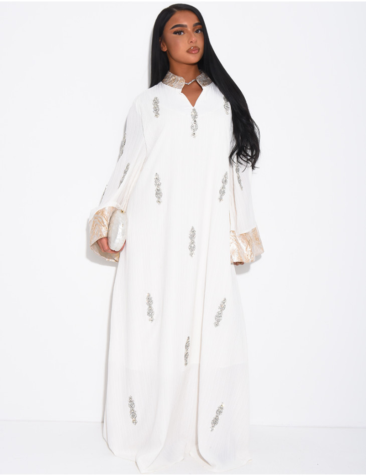 Premium-Abaya mit Kristallverzierung und Brokat-Einsatz