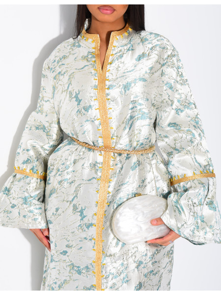 Hochwertige Brokat-Abaya mit Goldbesatz und passendem Gürtel