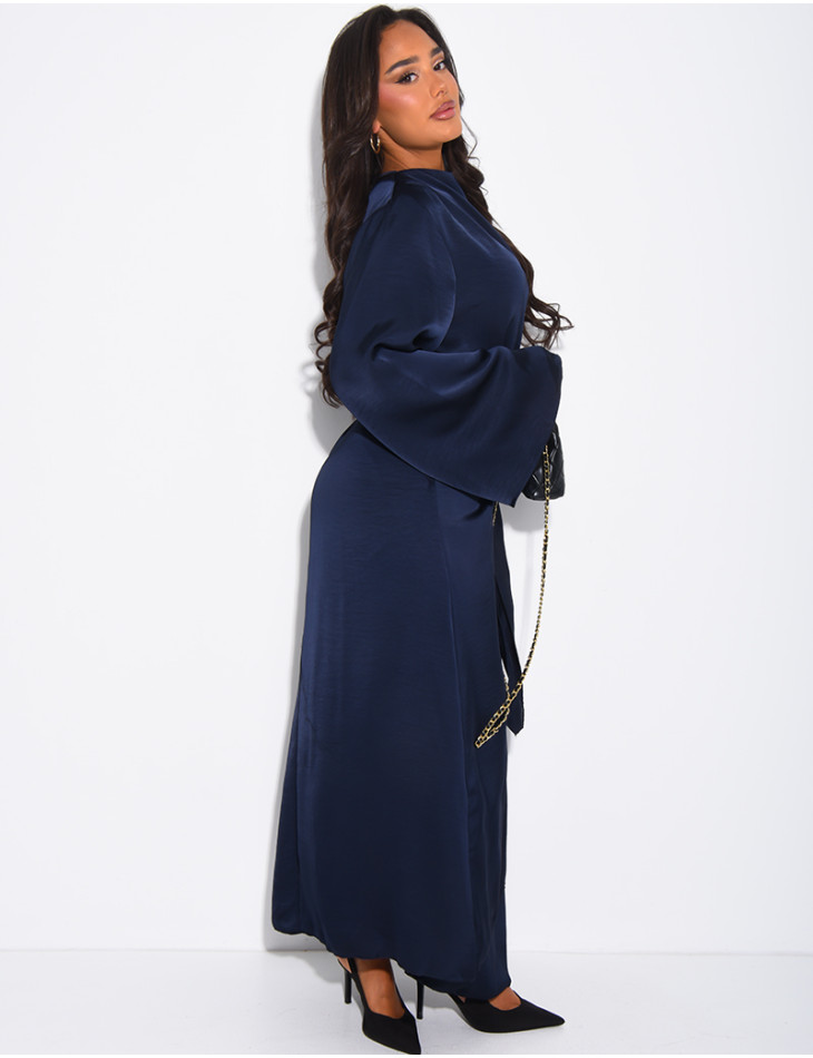 Robe en satin épais à nouer à la taille