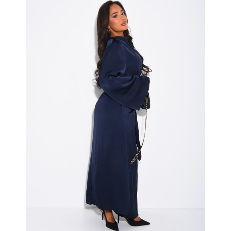 Robe en satin épais à nouer à la taille