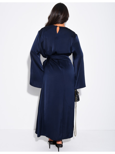 Robe en satin épais à nouer à la taille