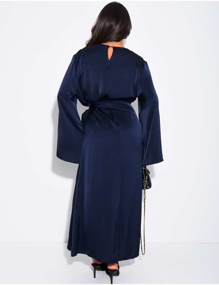 Robe en satin épais à nouer à la taille