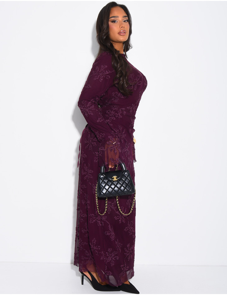 Robe longue en tulle doublé à motifs brodés
