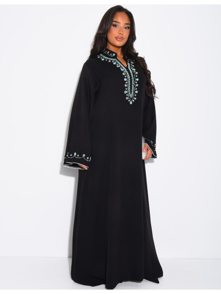 Abaya ample à perles cousues à la main