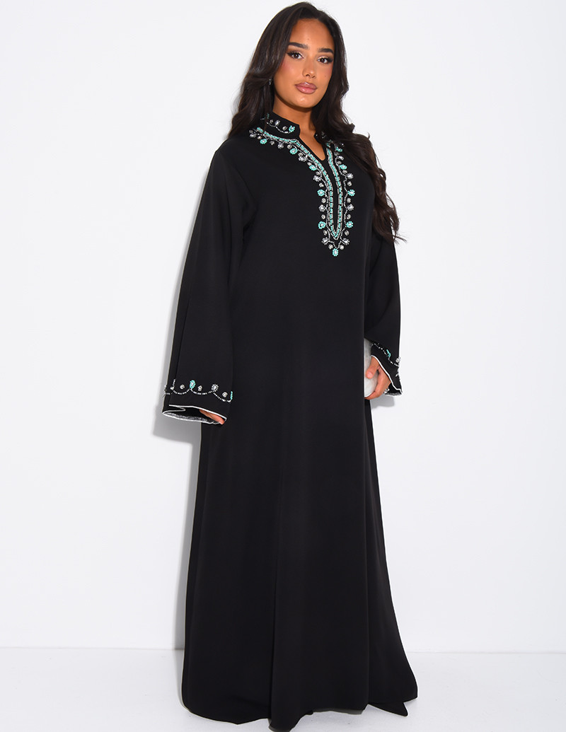 Abaya ample à perles...