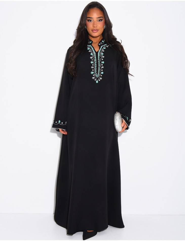 Abaya ample à perles cousues à la main