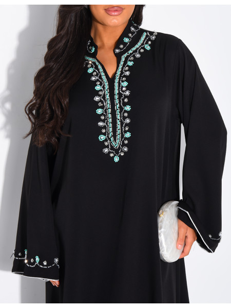 Abaya ample à perles cousues à la main