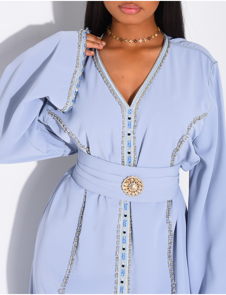 Satin abaya embellished with crystals and belt + brooch at the waist