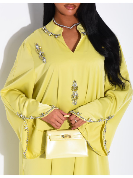 Loose-fitting satin abaya embellished with crystals