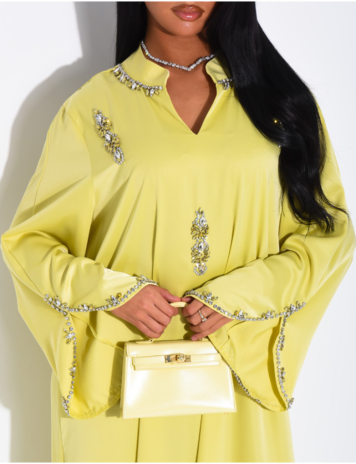 Loose-fitting satin abaya embellished with crystals