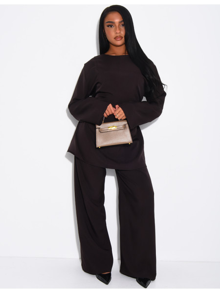 Ensemble pantalon et blouse longue à nouer dans le dos