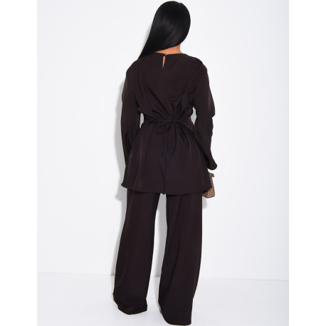 Ensemble pantalon et blouse longue à nouer dans le dos