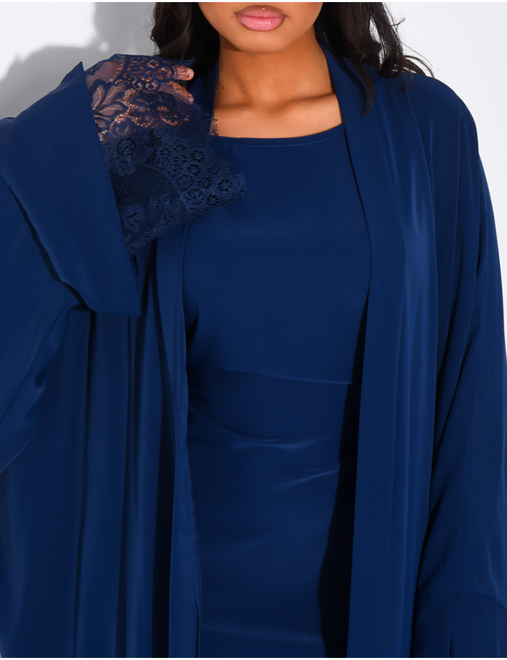 Ensemble robe sans manche et kimono à bordures en dentelle