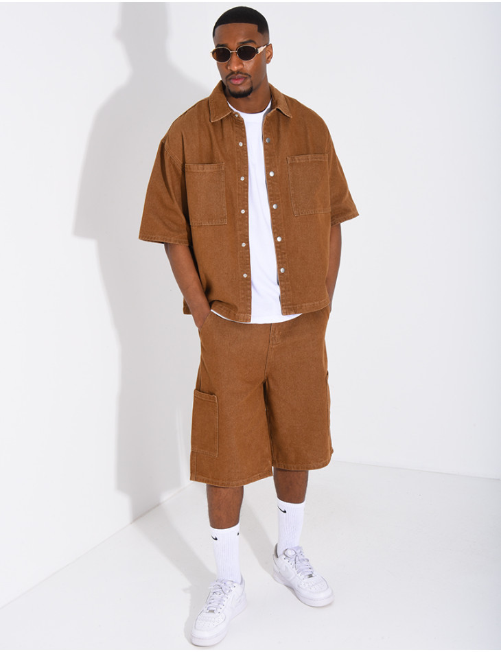 Ensemble en jeans short et chemise manches courtes