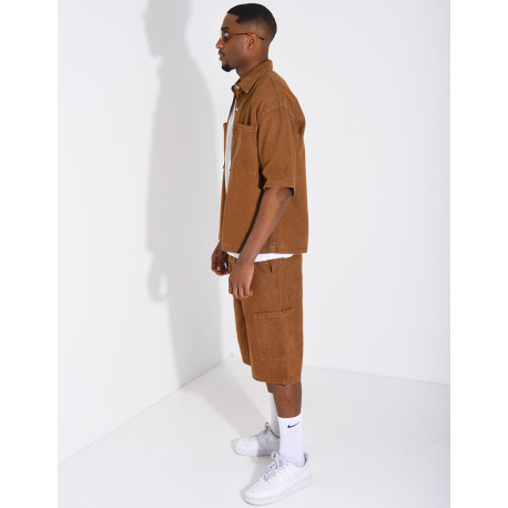 Ensemble en jeans short et chemise manches courtes