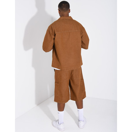 Ensemble en jeans short et chemise manches courtes