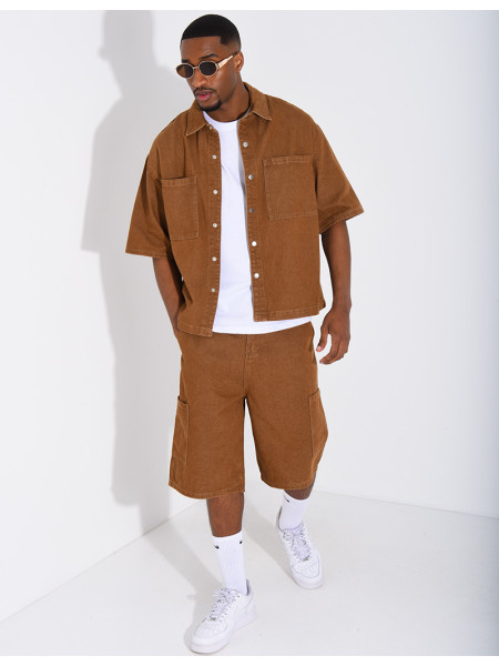 Ensemble en jeans short et chemise manches courtes