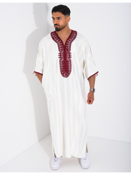 Qamis à broderies