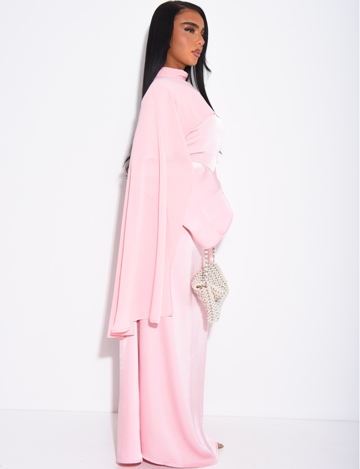 Set aus einem Kleid aus Premium-Satin und einem passenden Cape aus Voile