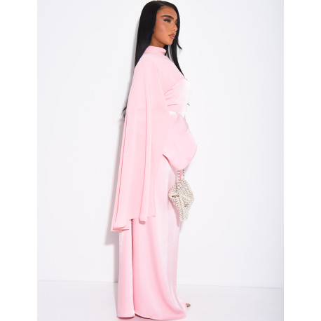 Set aus einem Kleid aus Premium-Satin und einem passenden Cape aus Voile