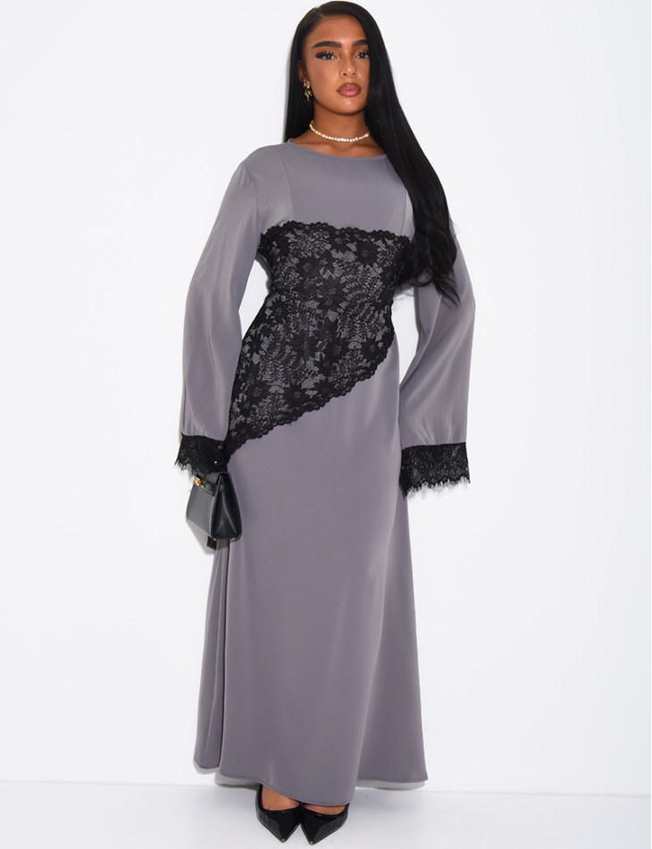 Long dress with lace inserts at the waist