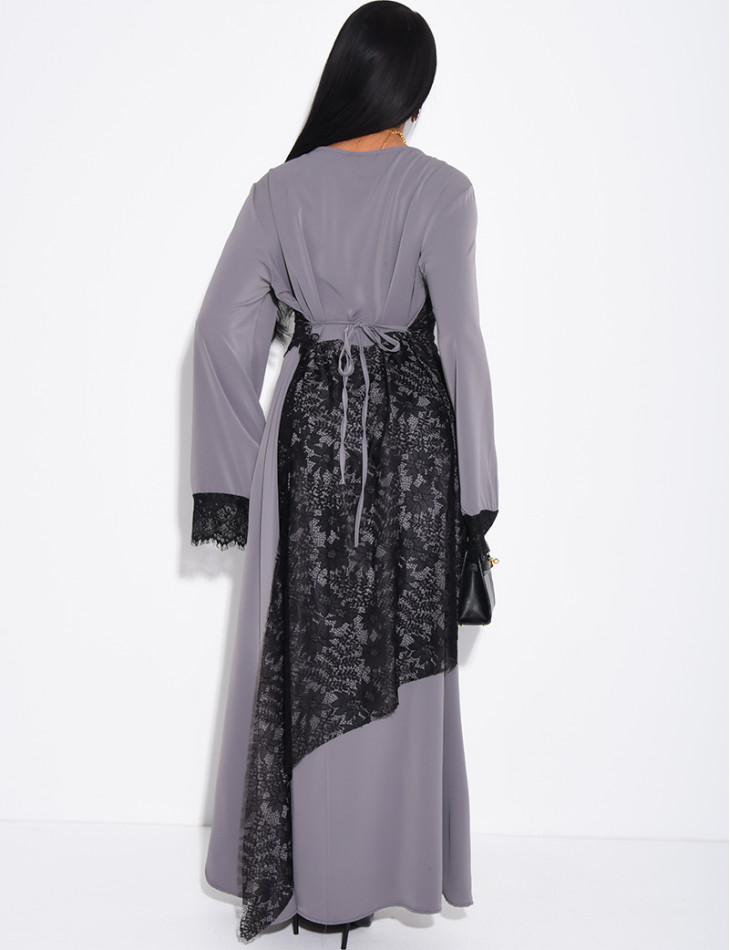 Long dress with lace inserts at the waist