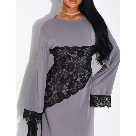 Long dress with lace inserts at the waist