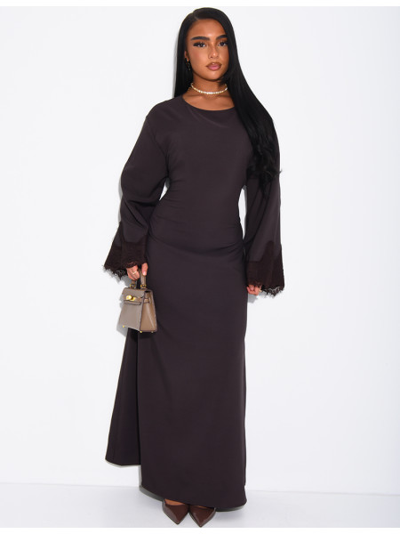 Long dress with a tie-back detail and lace trim