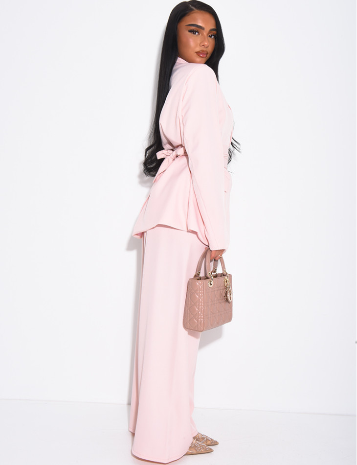 Ensemble de tailleur blazer cintré et pantalon droit