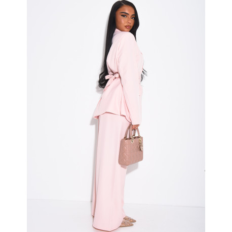 Ensemble de tailleur blazer cintré et pantalon droit