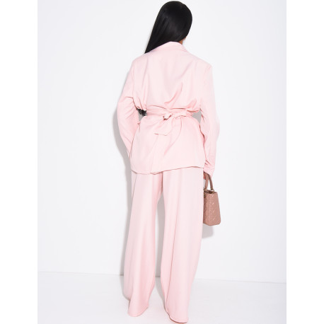 Ensemble de tailleur blazer cintré et pantalon droit