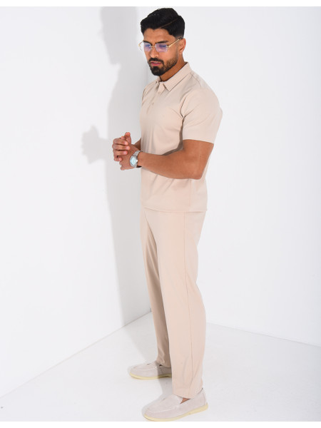 Set aus schmaler Hose und kurzärmeligem Polohemd