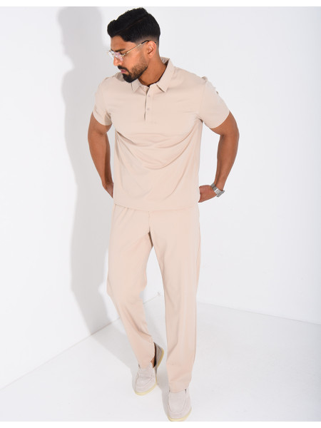 Set aus schmaler Hose und kurzärmeligem Polohemd